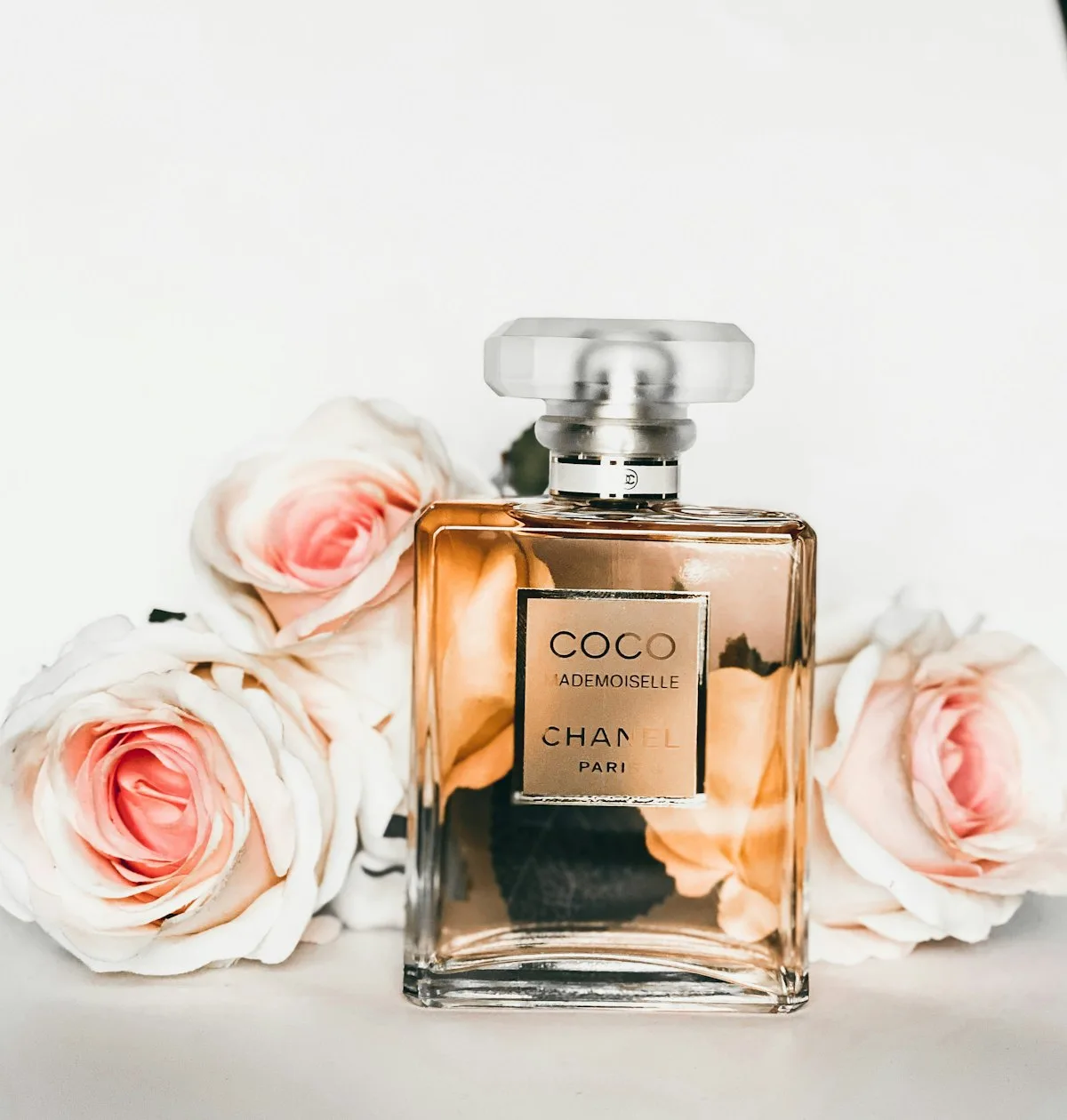 Parfum untuk Siang vs Malam: Apa Bedanya?