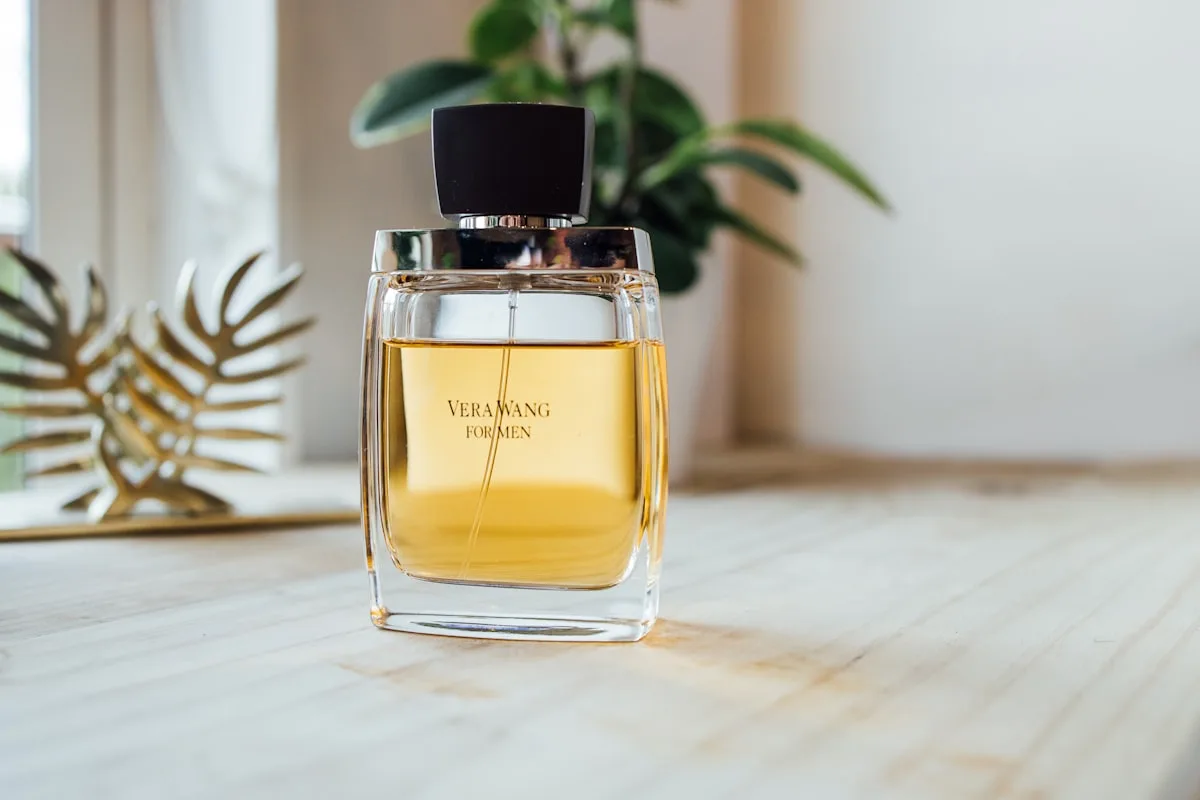 Membangun Signature Scent yang Bertahan Lama